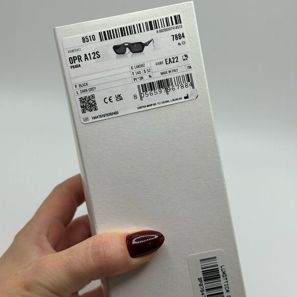 PRADA Sunglasses PRA12S 16K08Z Black/Dark Grey Unisex NEW - Picture 12 of 12